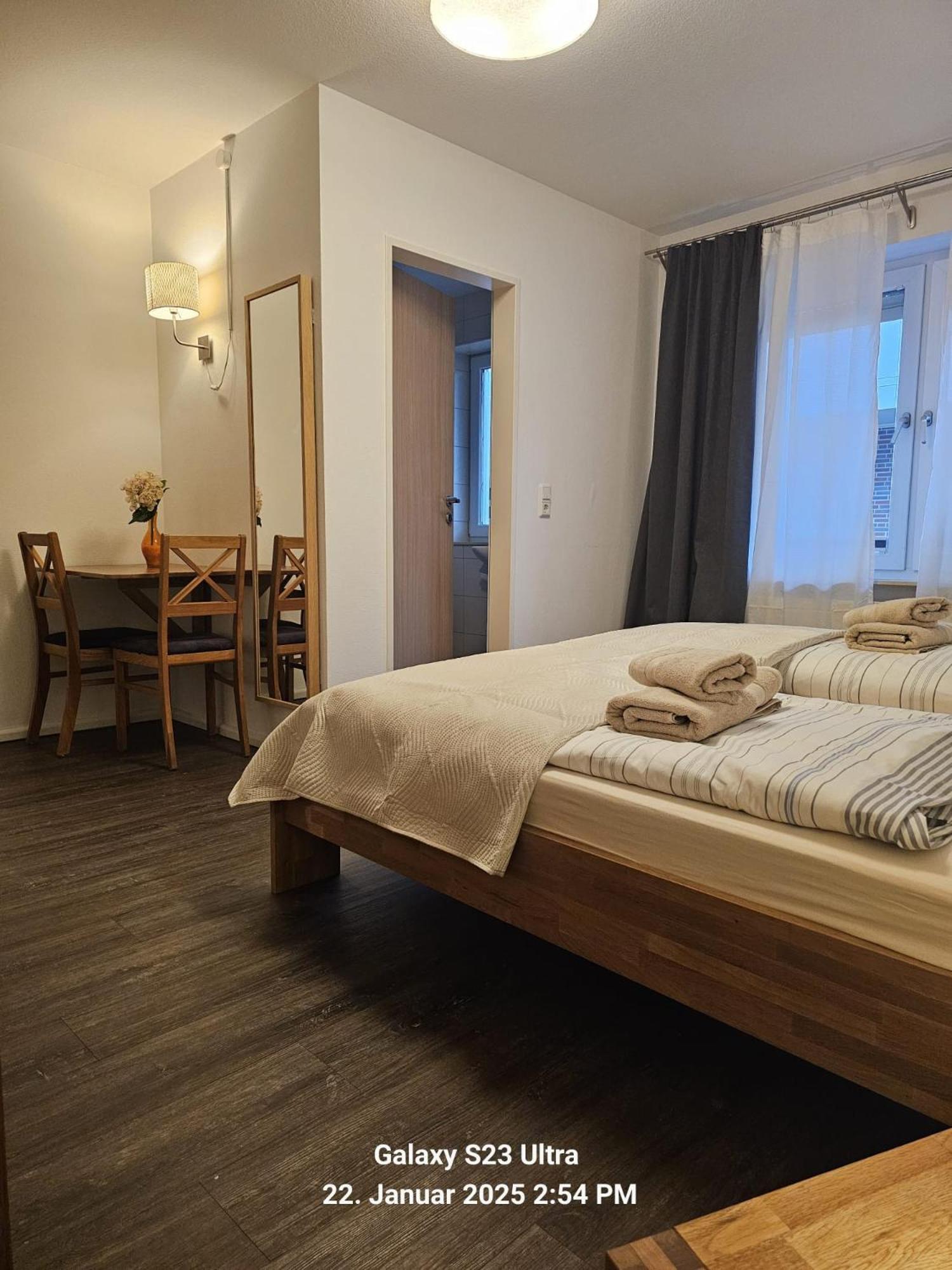 Pension Mondlicht Norddeich Norden Esterno foto