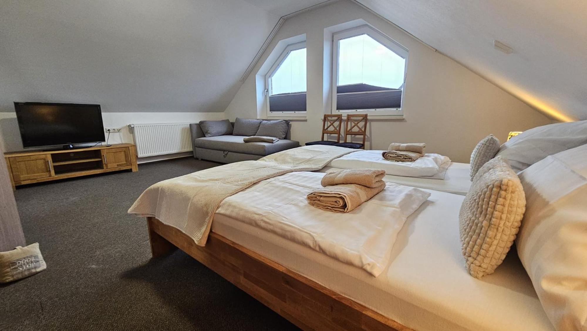 Pension Mondlicht Norddeich Norden Esterno foto